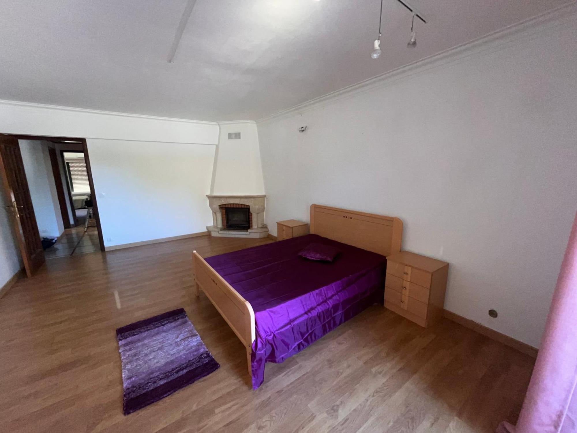 Quarto Boa Localizacao Com Cozinha E Casa De Banho Daire Caparica Dış mekan fotoğraf