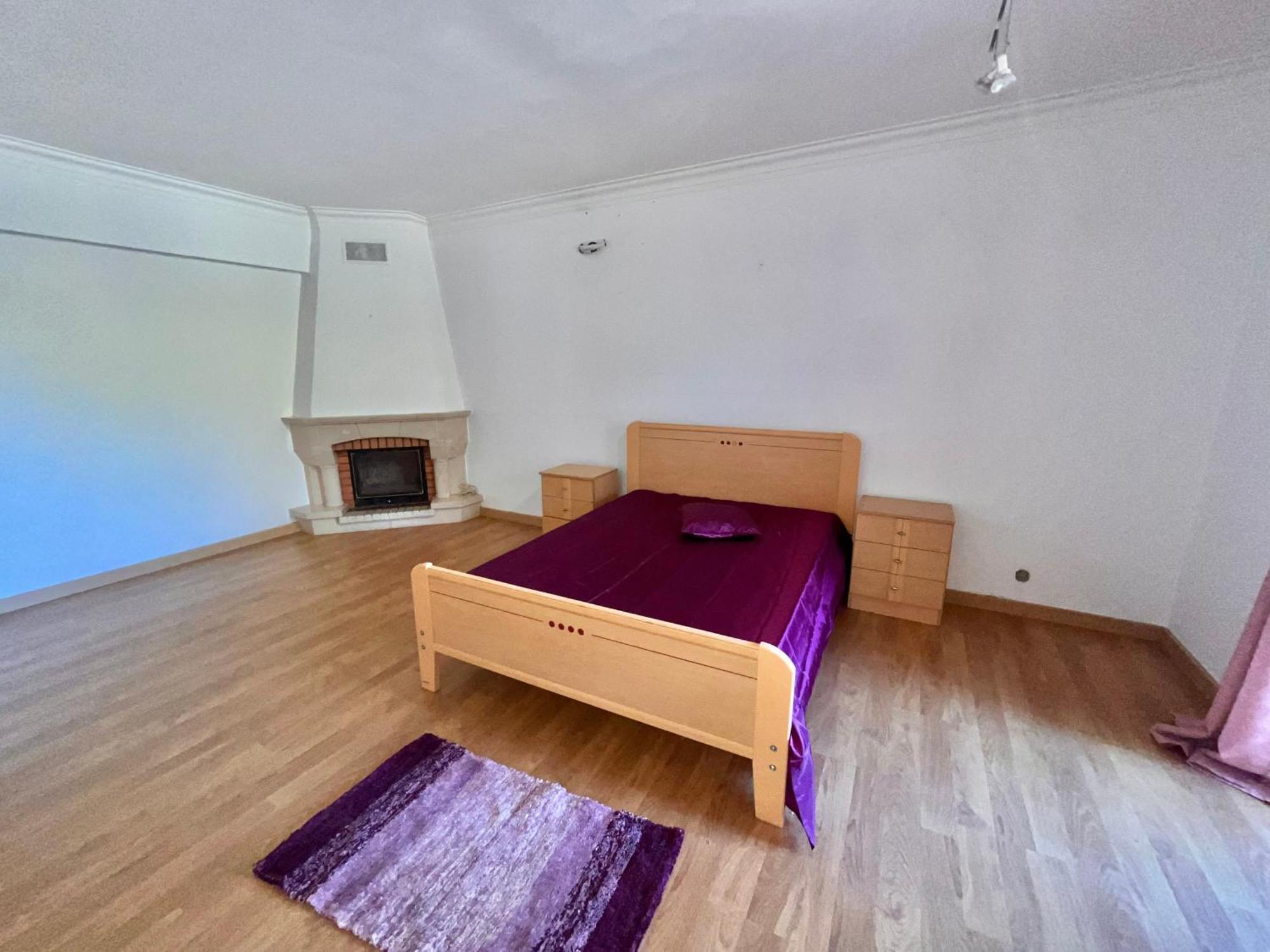 Quarto Boa Localizacao Com Cozinha E Casa De Banho Daire Caparica Dış mekan fotoğraf